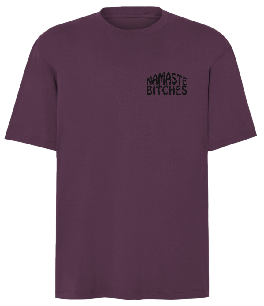 Śliwkowy t-shirt oversize z nadrukiem na piersi Namaste Bitches